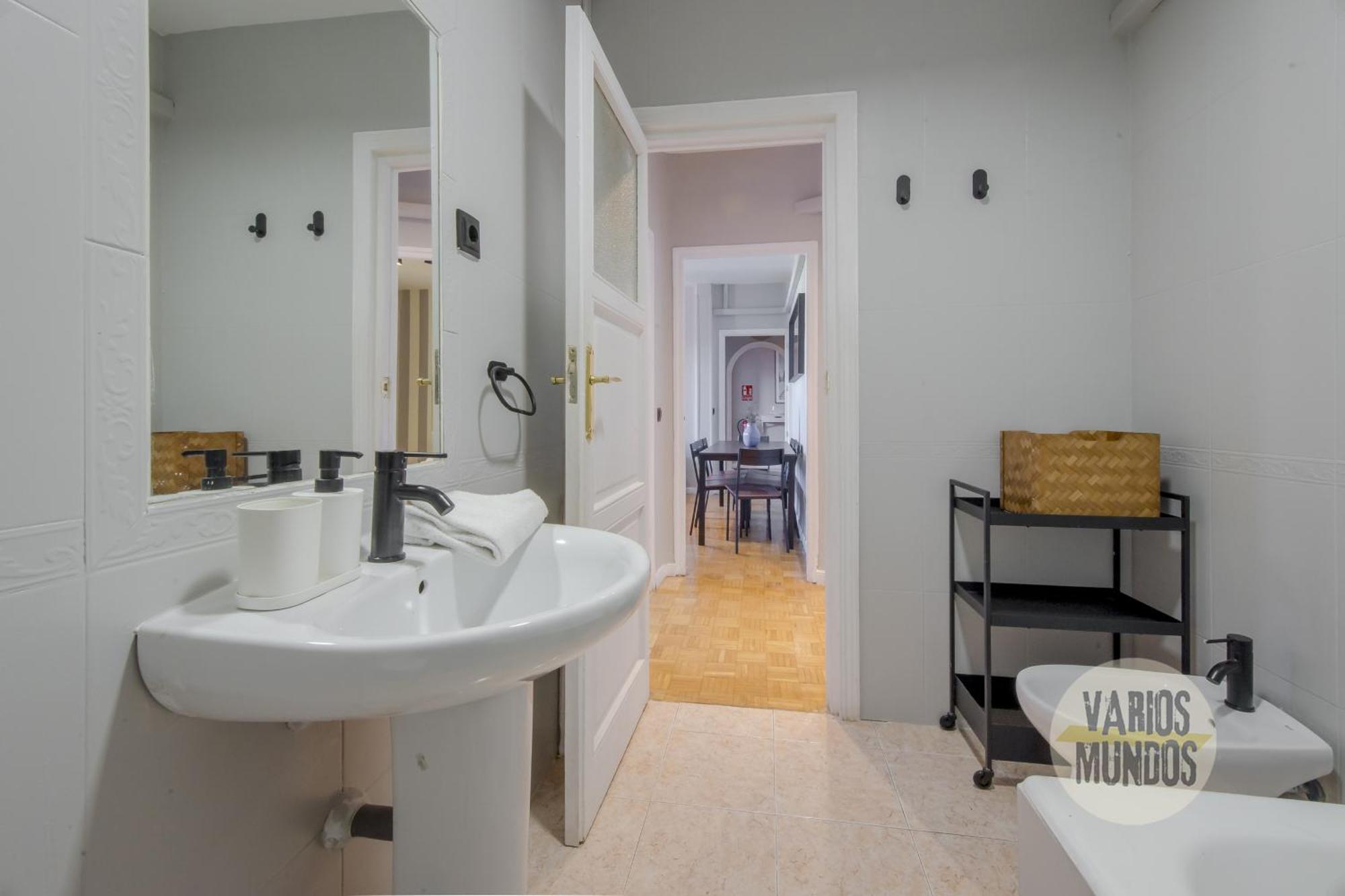 Apartamento De 4Hab En La Latina Con Vistas A Madrid Centro المظهر الخارجي الصورة